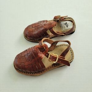 Size 8 Authentic Huarache Shoes